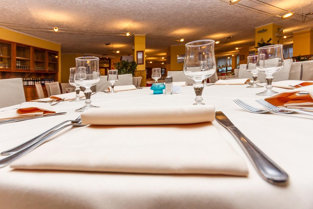 Hotel Relais Des Alpes Oulx Dış mekan fotoğraf