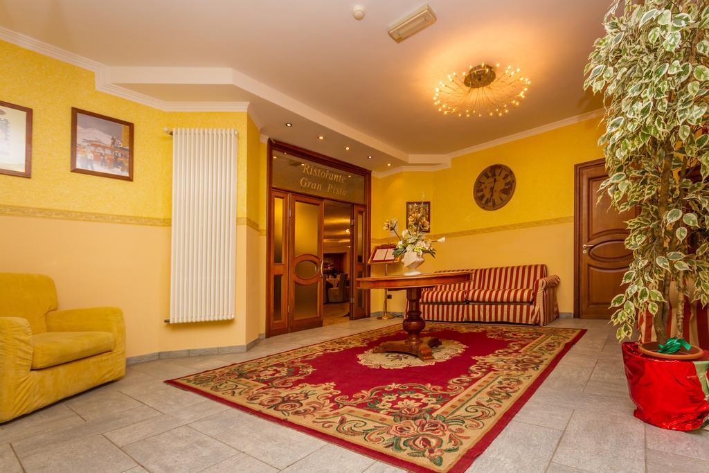 Hotel Relais Des Alpes Oulx Dış mekan fotoğraf