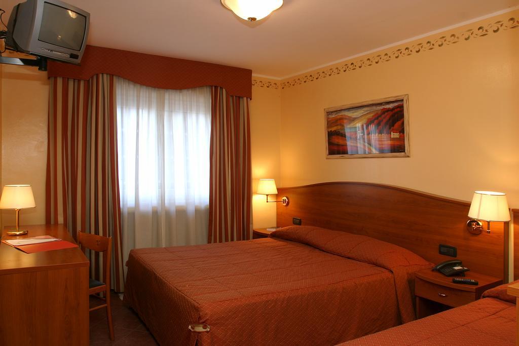 Hotel Relais Des Alpes Oulx Dış mekan fotoğraf