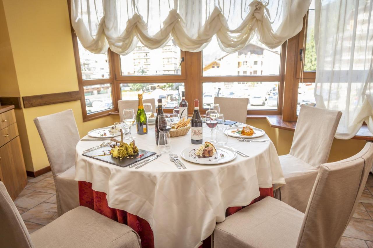 Hotel Relais Des Alpes Oulx Dış mekan fotoğraf